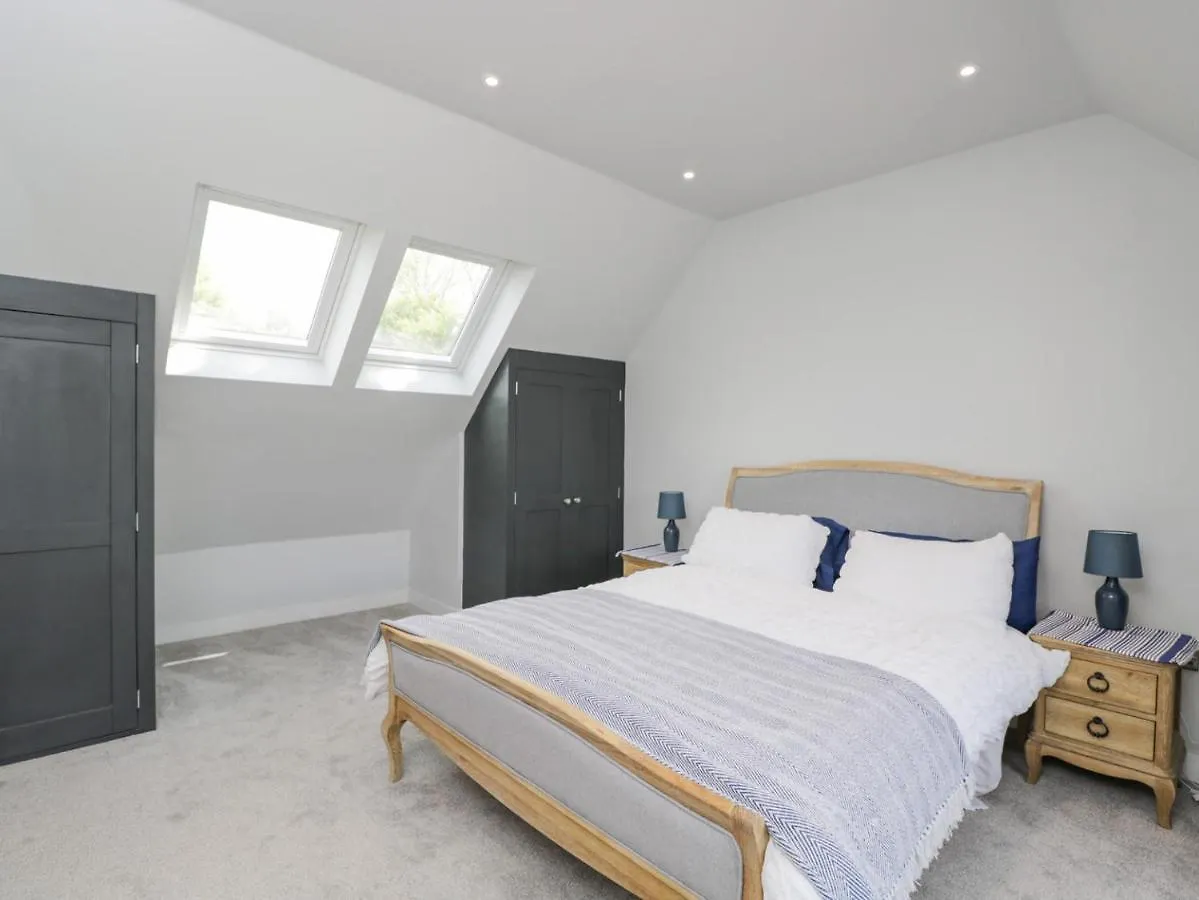 Greystones Villa Gloucester Holiday home