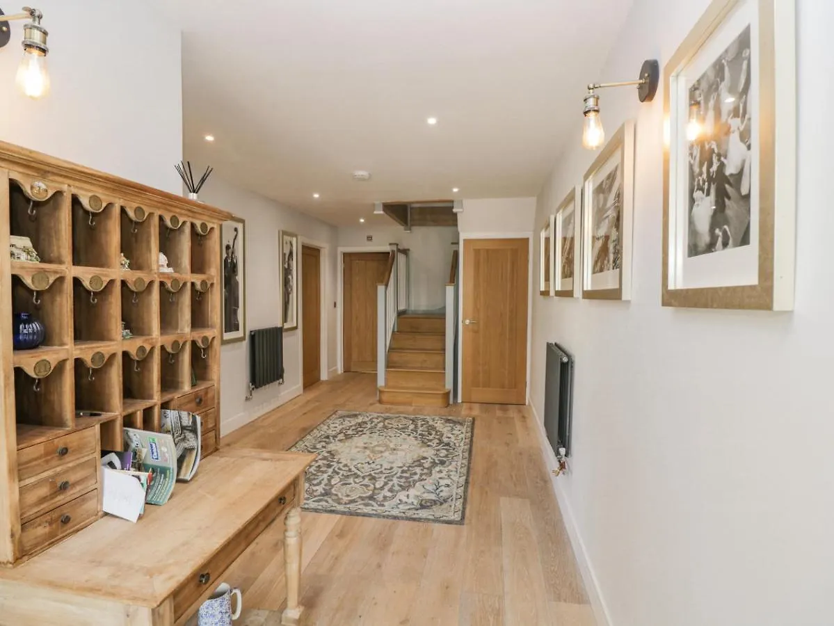 Greystones Villa Gloucester United Kingdom