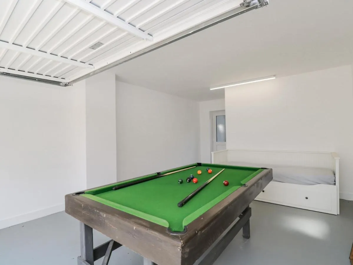 Greystones Villa Gloucester Holiday home