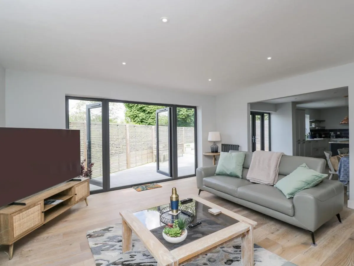 Greystones Villa Gloucester United Kingdom